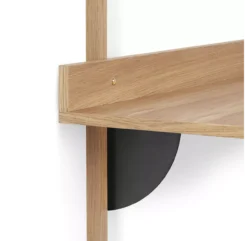 Ferm LIVING Bureau Mural Sector - Chêne/Noir -Magasin D'ameublement bureau sector chene laiton noir ferm living 3 1264x1234