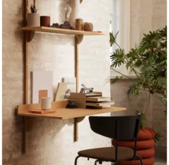 Ferm LIVING Bureau Mural Sector - Chêne/Noir -Magasin D'ameublement bureau sector chene laiton noir ferm living 4 1264x1234