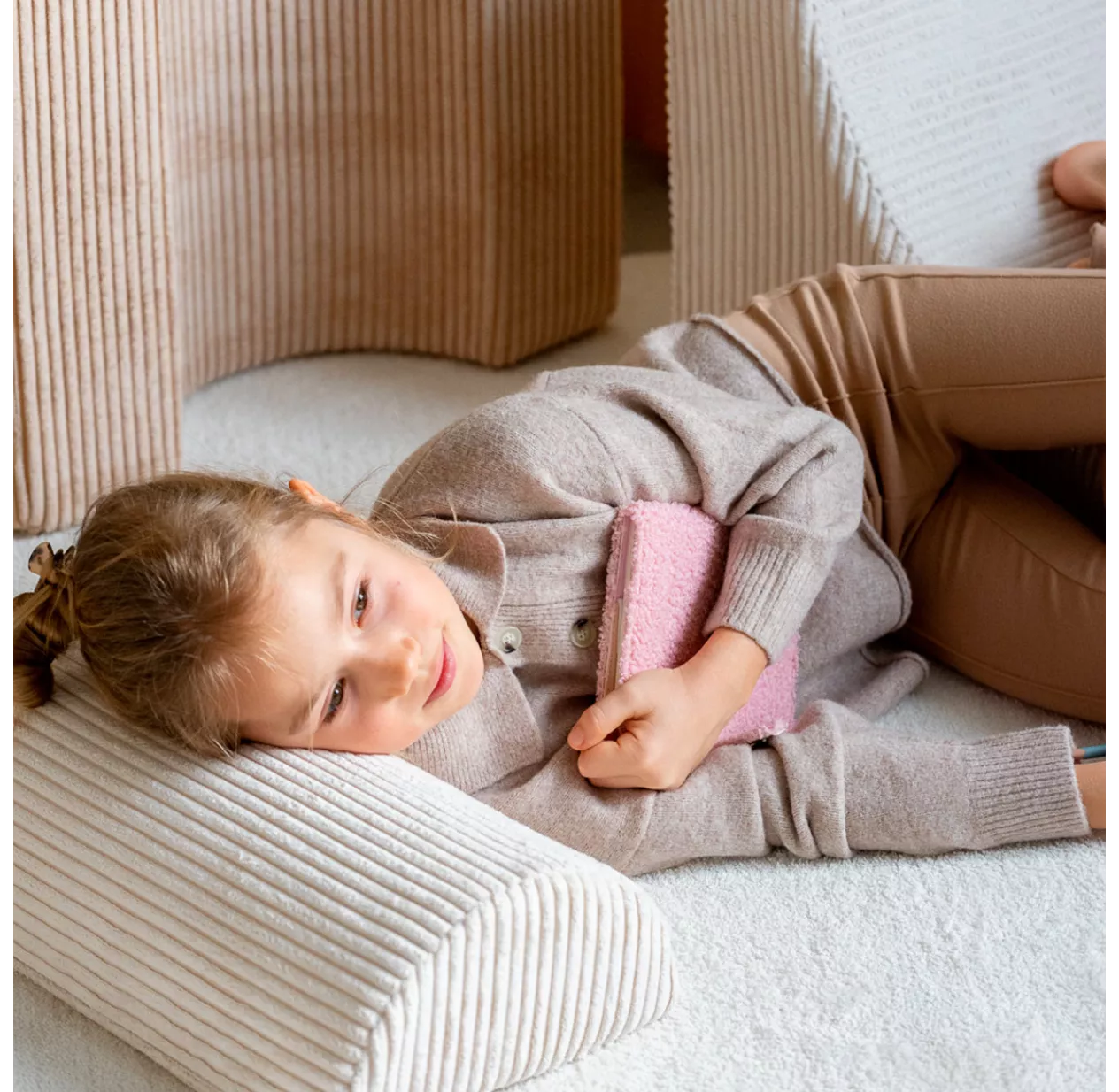 Trio De Poufs Rainbow En Velours Côtelé - Ecru 5 Trio De Poufs Rainbow En Velours Côtelé - Ecru – Image 3