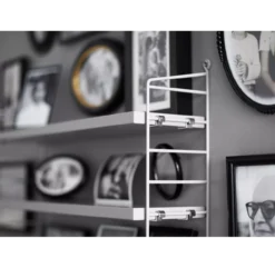 Etagère String Pocket - Gris 7 Etagère String Pocket - Gris -Magasin D'ameublement etagere string pocket grey 1 1264x1234