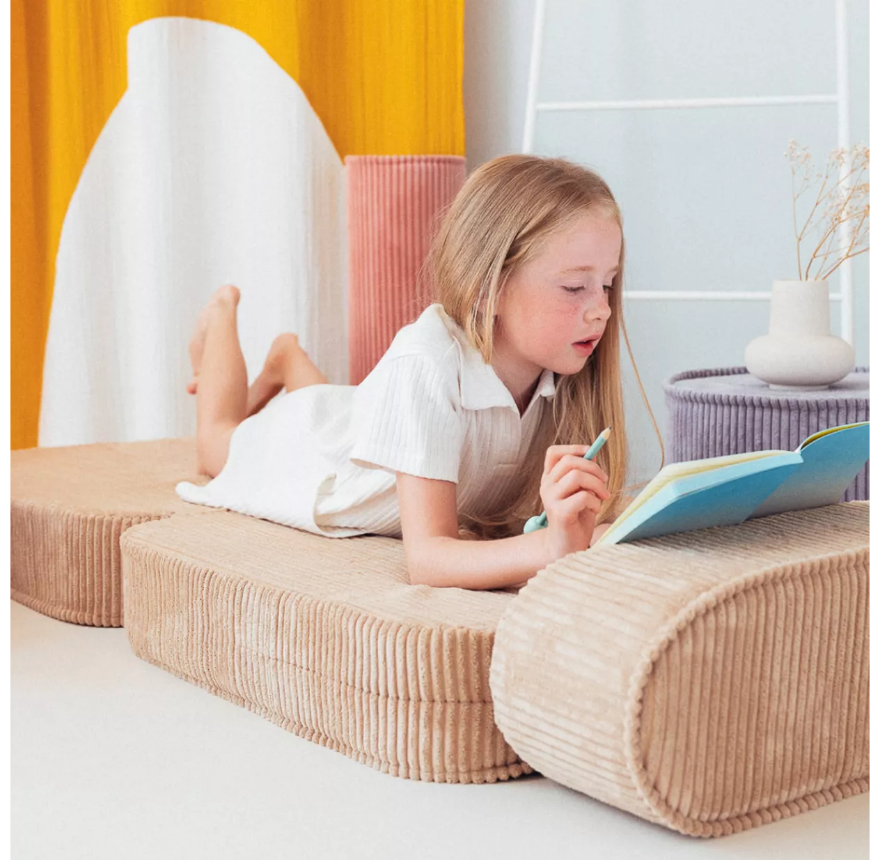 Fauteuil Flip Convertible En Velours Côtelé - Beige 6 Fauteuil Flip Convertible En Velours Côtelé - Beige – Image 4