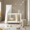 Lit Bébé évolutif 5 En 1 Mini+ Wood - Blanc/Chêne -Magasin D'ameublement lit bebe evolutif wood mini plus sans kit blanc oliver furniture 4 1264x1234