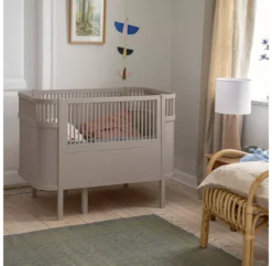 Sebra Lit Bébé évolutif - Jetty Beige -Magasin D'ameublement lit bebe sebra jetty beige new 2 1264x1234