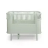 Sebra Lit Bébé évolutif - Mist Green -Magasin D'ameublement lit bebe sebra mist green vert new 1 1264x1234